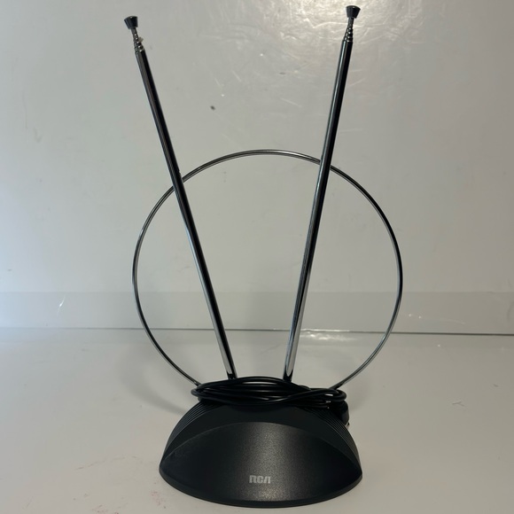 VTG RCA Television Rabbit Ears Coaxial Cable TV Antenna Extendable LIKE NEW - Picture 1 of 8
